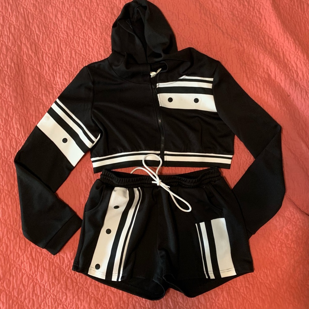 2 piece short set